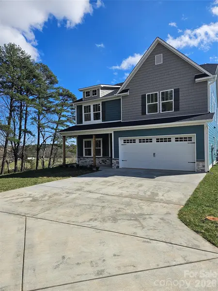 347 Pintail LN, Arden, NC 28704