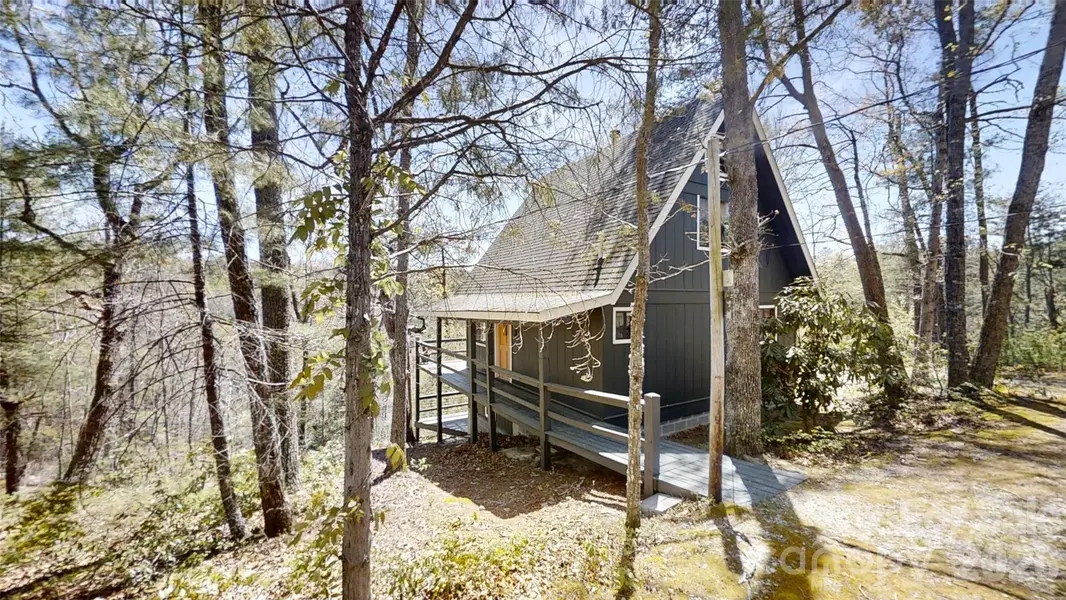 321 Doris Lisa View DR, Hendersonville, NC 28792