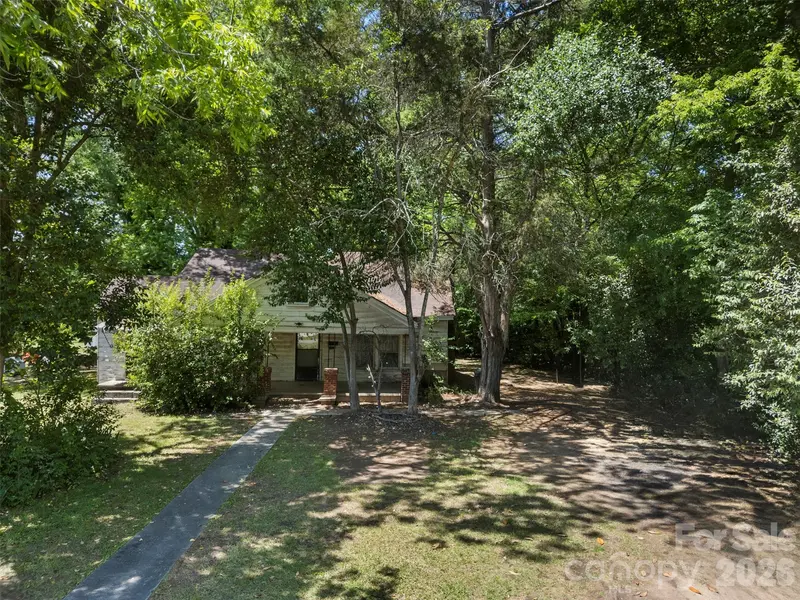 154 Loomis ST, Chester, SC 29706