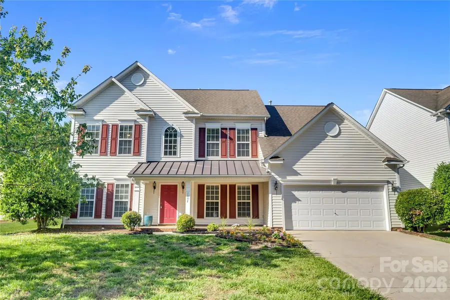 1007 Butterburr DR, Matthews, NC 28104