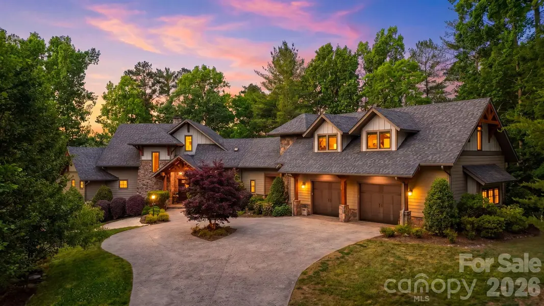 308 Riverwalk DR, Connelly Springs, NC 28612