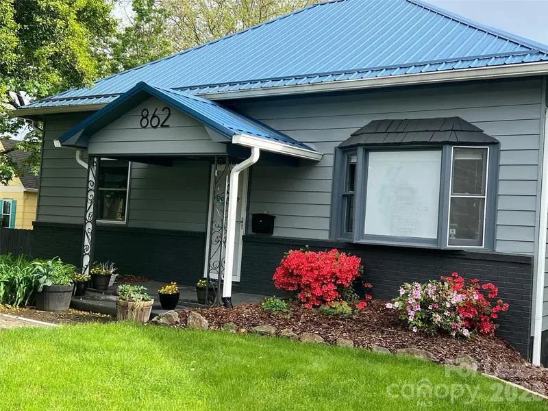 862 Haywood RD #5, Asheville, NC 28806
