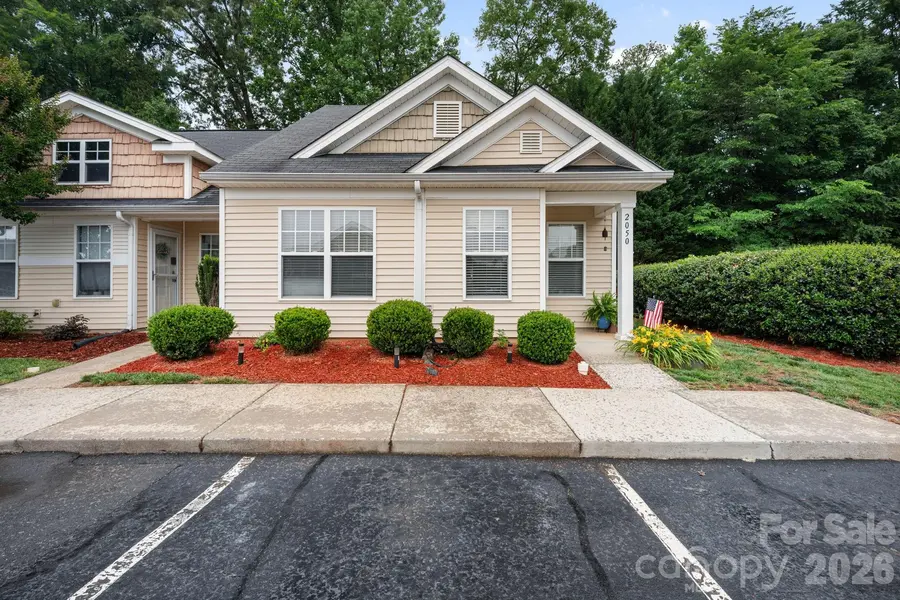 2050 Shady Pond DR, Clover, SC 29710