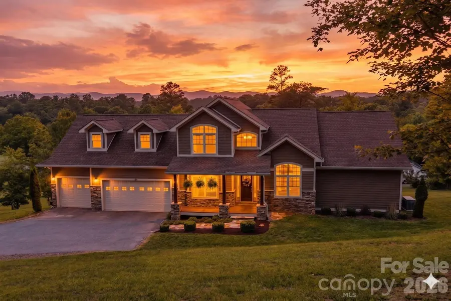 106 Saddle Ridge DR, Alexander, NC 28701