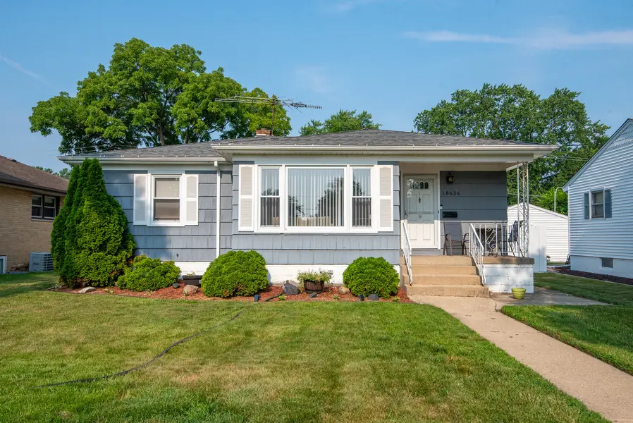 18636 Sherman ST, Lansing, IL 60438