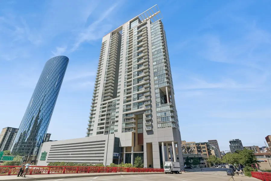 737 W Washington BLVD #806, Chicago, IL 60661