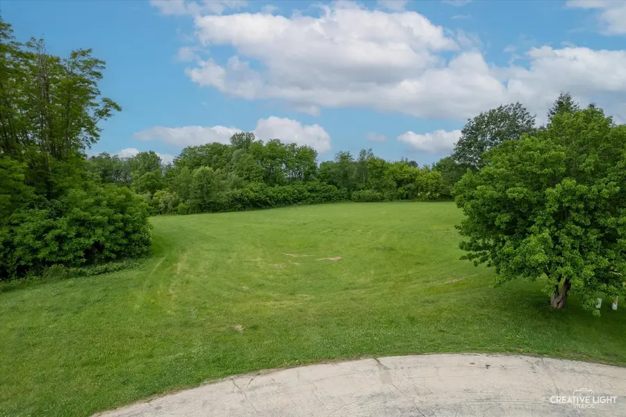 Lot 4 Country View LN, Campton Hills, IL 60119