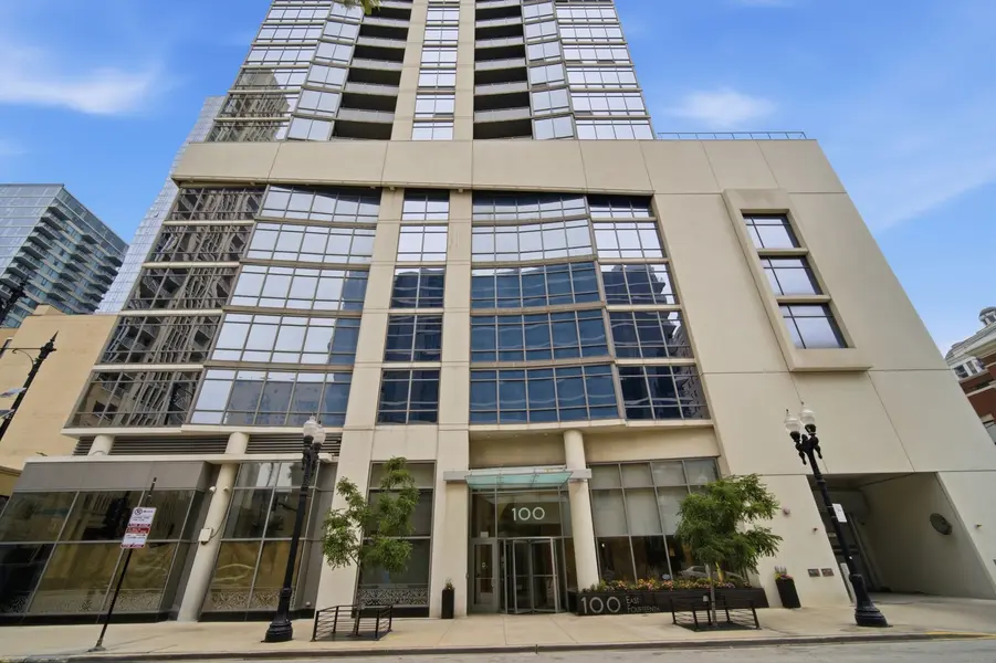 100 E 14TH ST #1209, Chicago, IL 60605