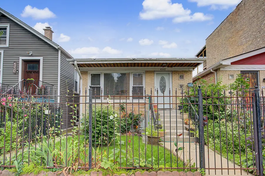 4332 N Kimball AVE, Chicago, IL 60618
