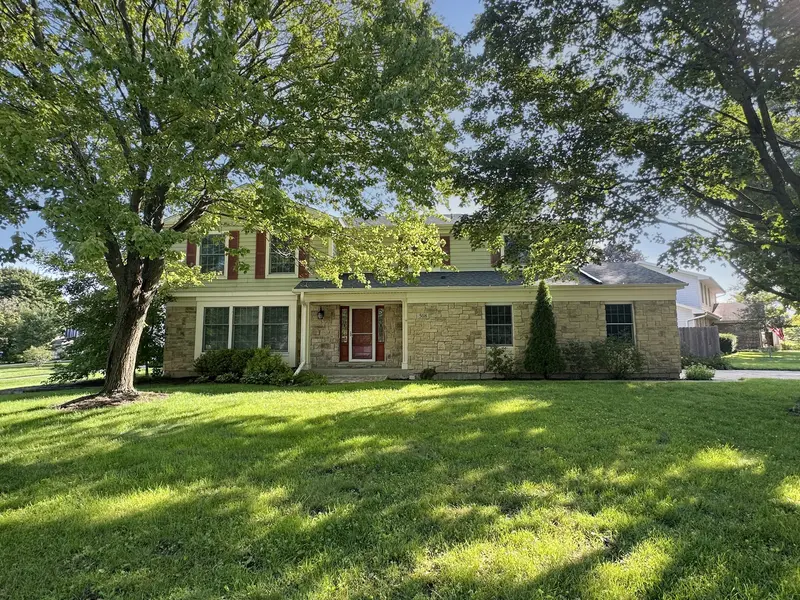 508 W Golf RD, Libertyville, IL 60048