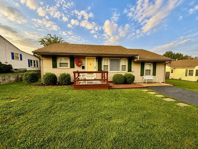605 W 19th ST, Metropolis, IL 62960