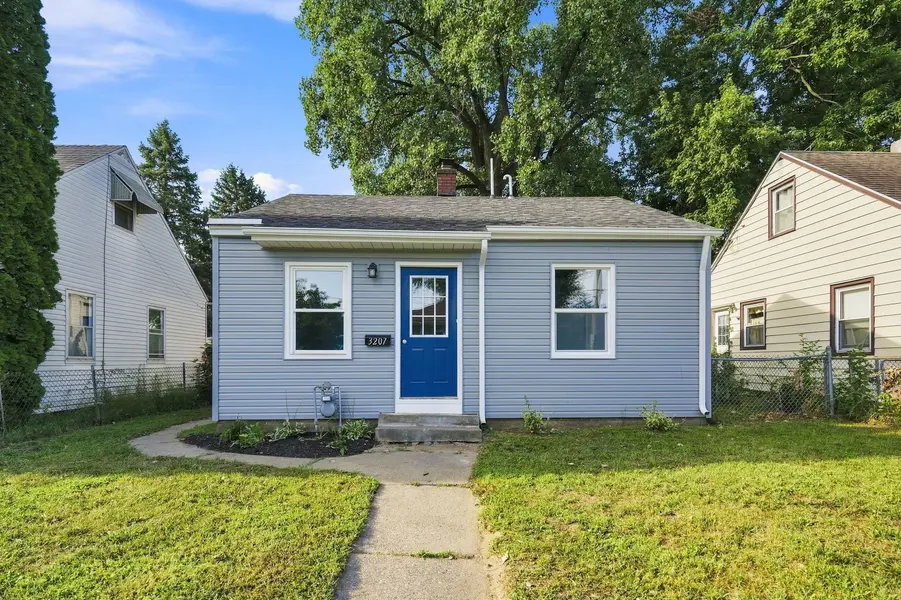 3207 Homestead AVE, Davenport, IA 52802