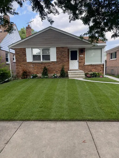 8057 S Saint Louis AVE, Chicago, IL 60652