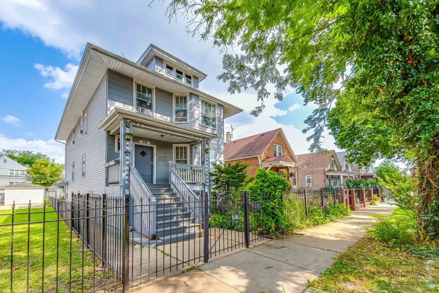 2051 N Kilbourn AVE, Chicago, IL 60639