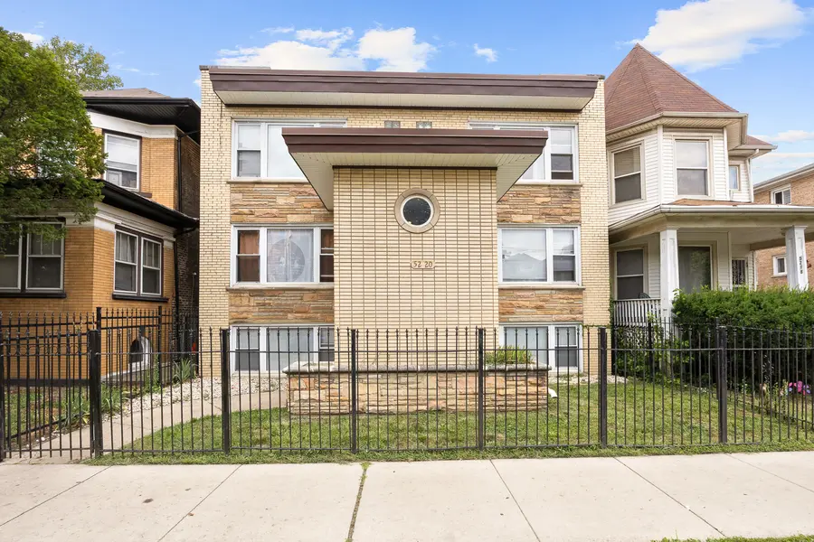 5220 W Washington BLVD, Chicago, IL 60644