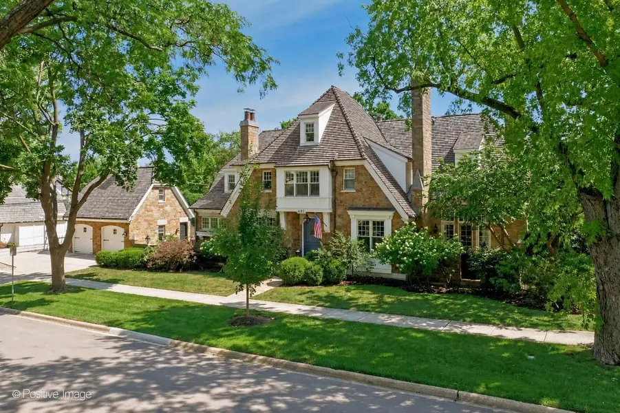 401 S LINCOLN ST, Hinsdale, IL 60521