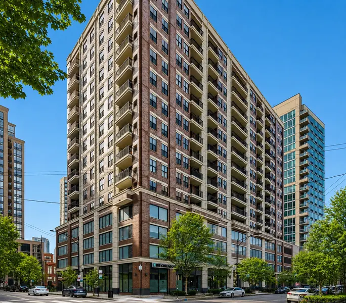 451 W Huron ST #1003, Chicago, IL 60654