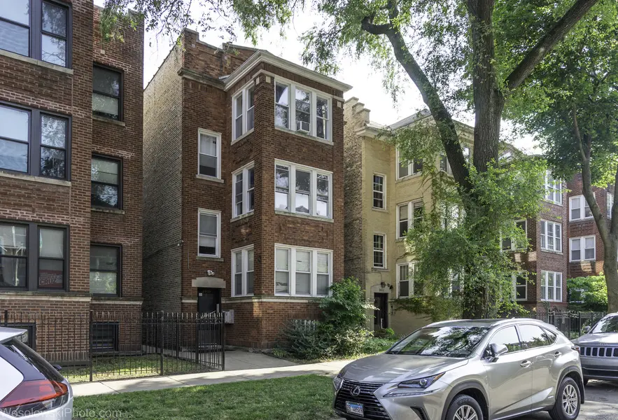 2009 W BIRCHWOOD AVE, Chicago, IL 60645