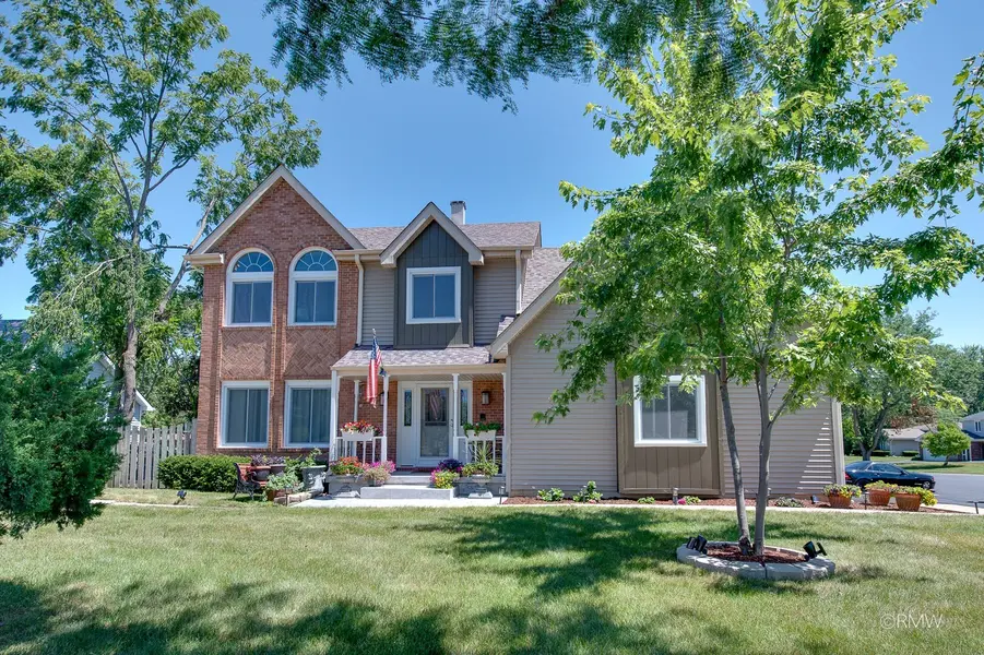 855 S Bartlett RD, Bartlett, IL 60103