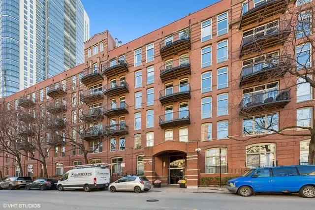 550 N Kingsbury ST #520, Chicago, IL 60654