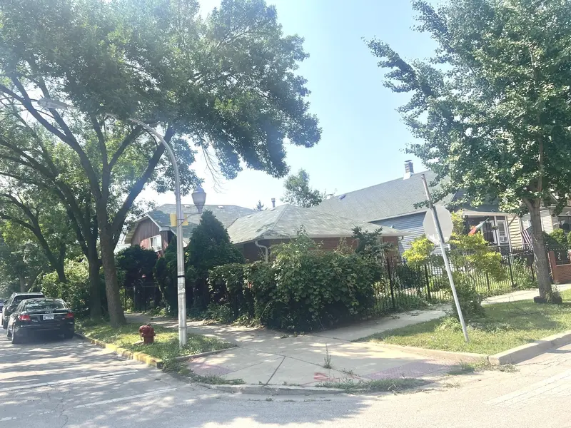 3000 W 38th ST, Chicago, IL 60632