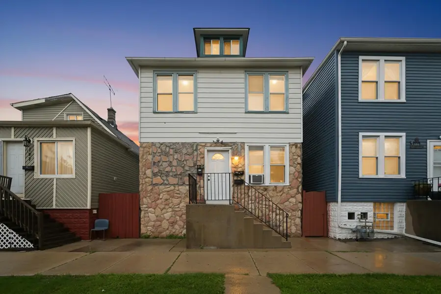 125 N 22nd AVE, Melrose Park, IL 60160