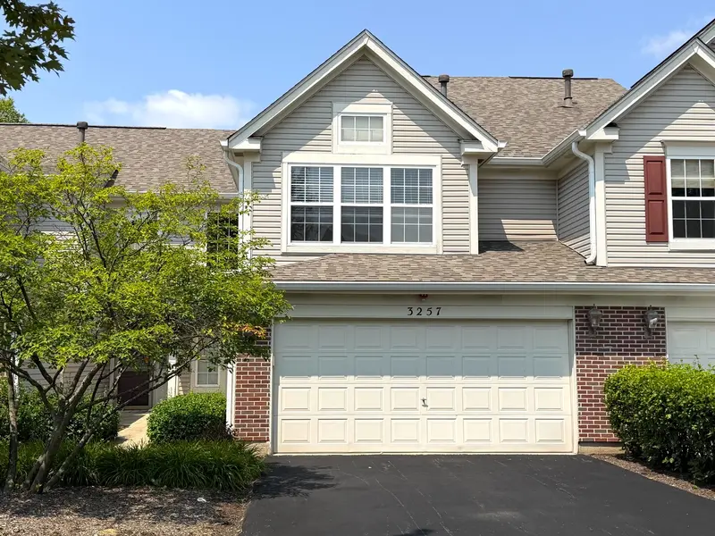 3257 Cool Springs CT, Naperville, IL 60564