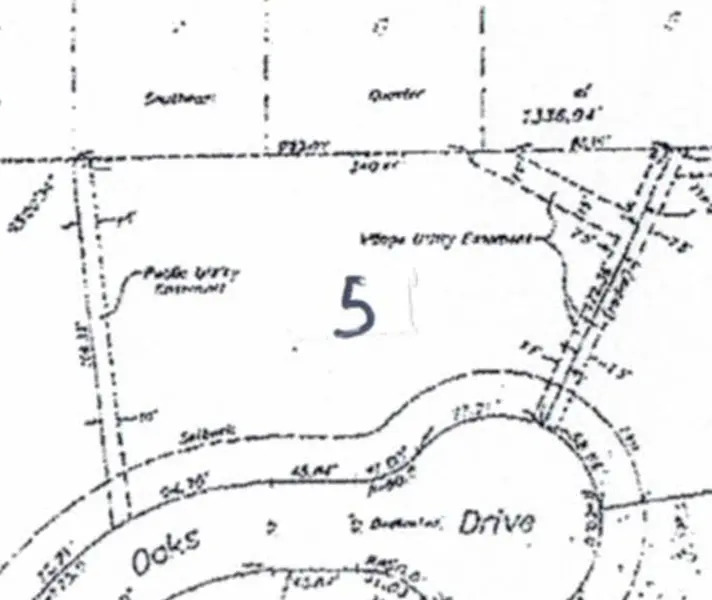 302 ROLLING OAKS DR, Burlington, IL 60109
