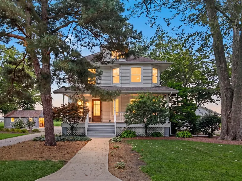106 S Pine ST, Buckley, IL 60918