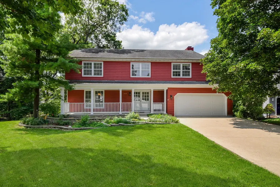 2230 Barger CT, Wheaton, IL 60189
