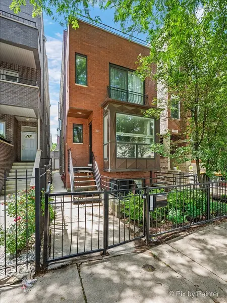 920 N WOOD ST #A, Chicago, IL 60622