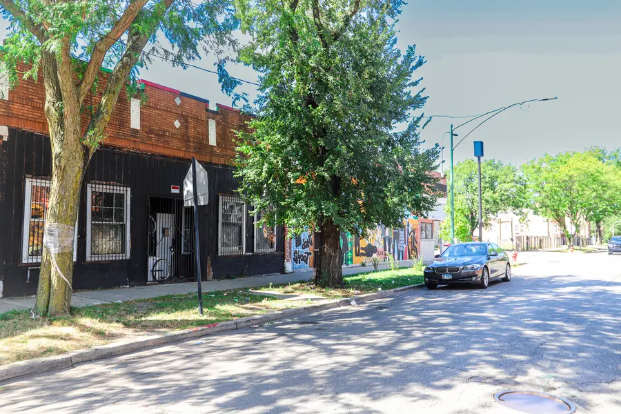 748-50 N Lawndale AVE, Chicago, IL 60624