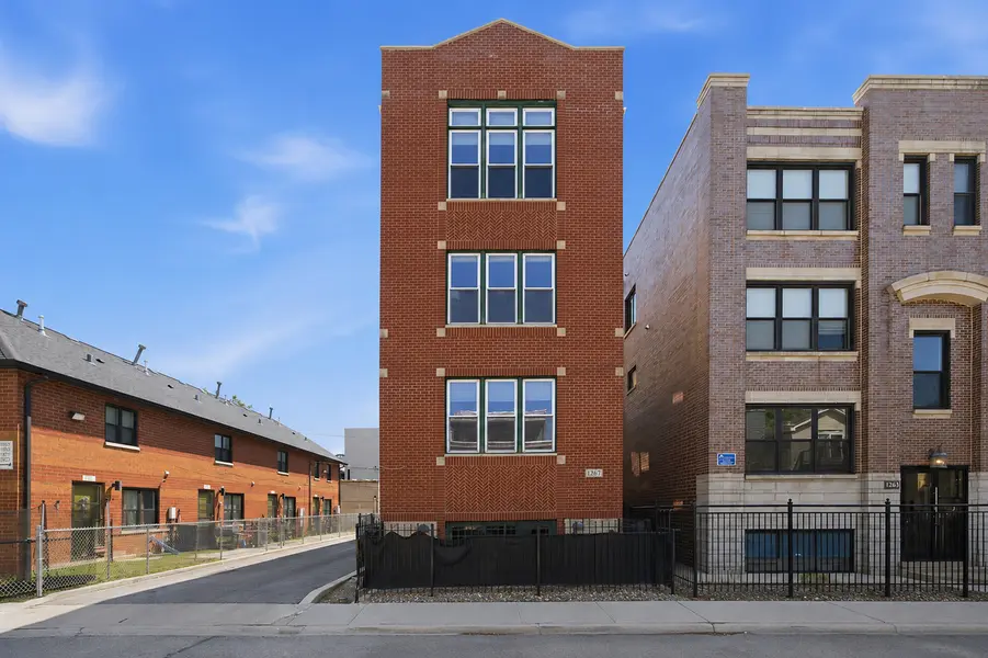 1267 N Honore ST #3, Chicago, IL 60622
