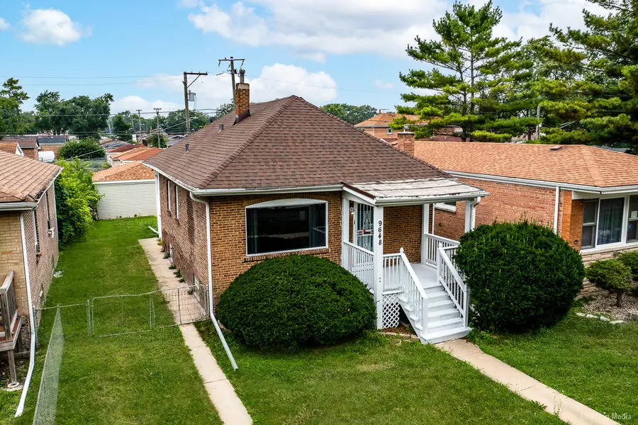 9648 S Eggleston AVE, Chicago, IL 60628