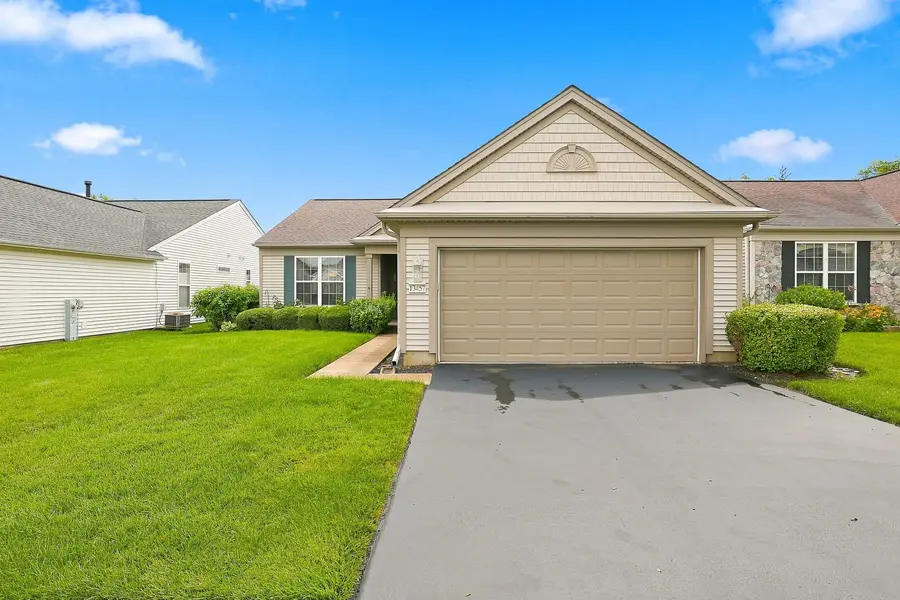 13457 Wildwood LN, Huntley, IL 60142