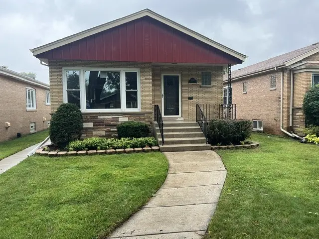 10030 S Fairfield AVE, Chicago, IL 60655