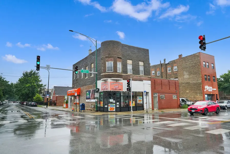 2001 W 35th ST, Chicago, IL 60609