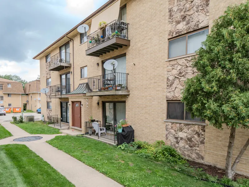 8504 W Catherine AVE #1N, Chicago, IL 60656