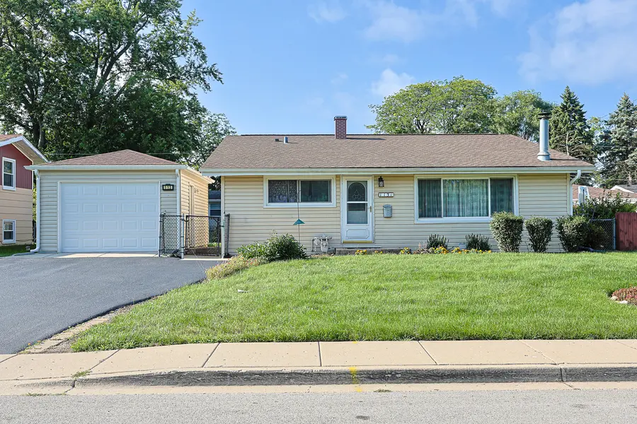 113 SIESTA RD, Carpentersville, IL 60110
