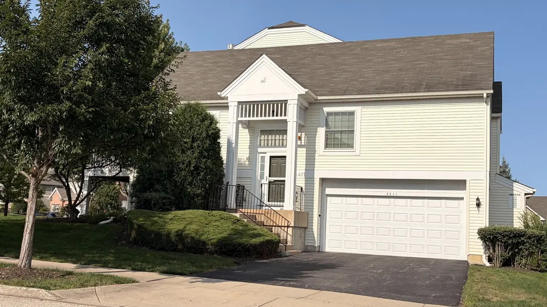 4411 SAWGRASS BLVD #133-1, Wadsworth, IL 60083