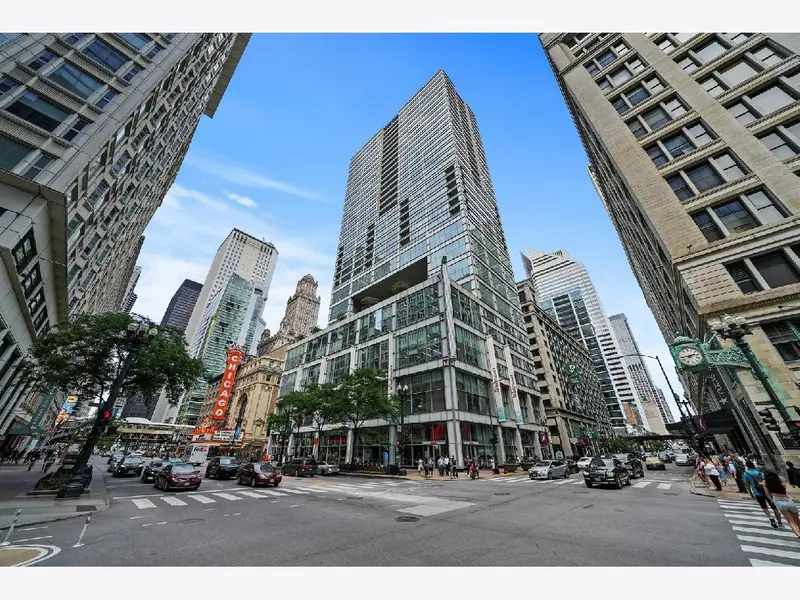 8 E Randolph ST #3108, Chicago, IL 60601
