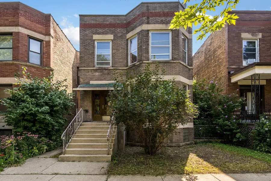 4505 N Artesian AVE, Chicago, IL 60625
