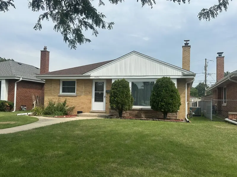 5452 Brummel ST, Skokie, IL 60077