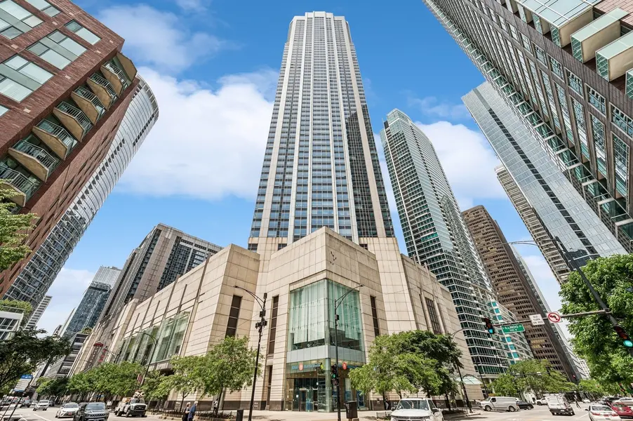 512 N MCCLURG CT #3806, Chicago, IL 60611