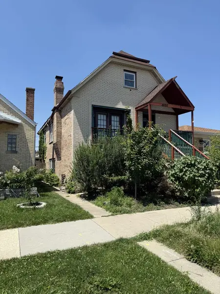 4256 N Meade AVE, Chicago, IL 60634