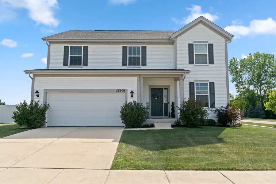 28609 Augusta LN, Lakemoor, IL 60051