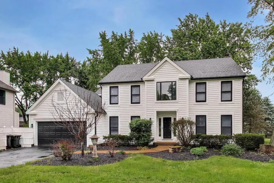 251 Perth RD, Cary, IL 60013