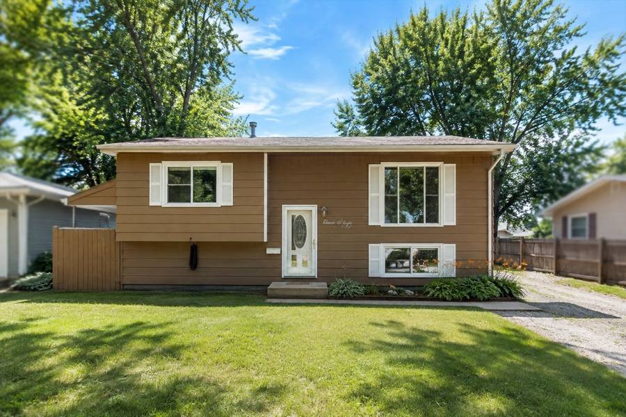1108 E 5th ST, Sandwich, IL 60548