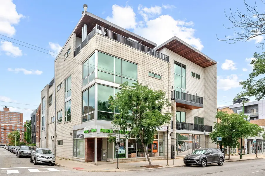 1555 W Pearson ST #D, Chicago, IL 60642