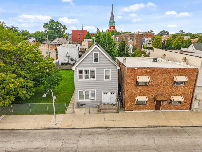 2753 W 38th ST, Chicago, IL 60632